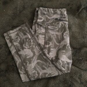 CVG T-Flex medium capris